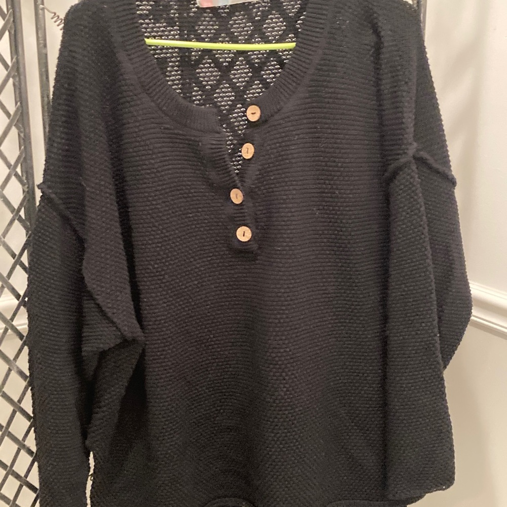 Free people beach hailee set black size M runs large. Excellent condition.